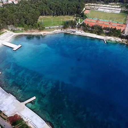 Ana With Amazing View Appartement Pula